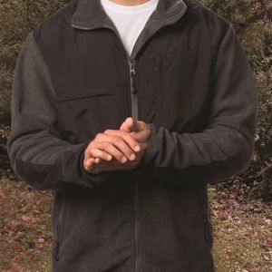 Sierra Pacific Men's black fleece/nylon jacket M